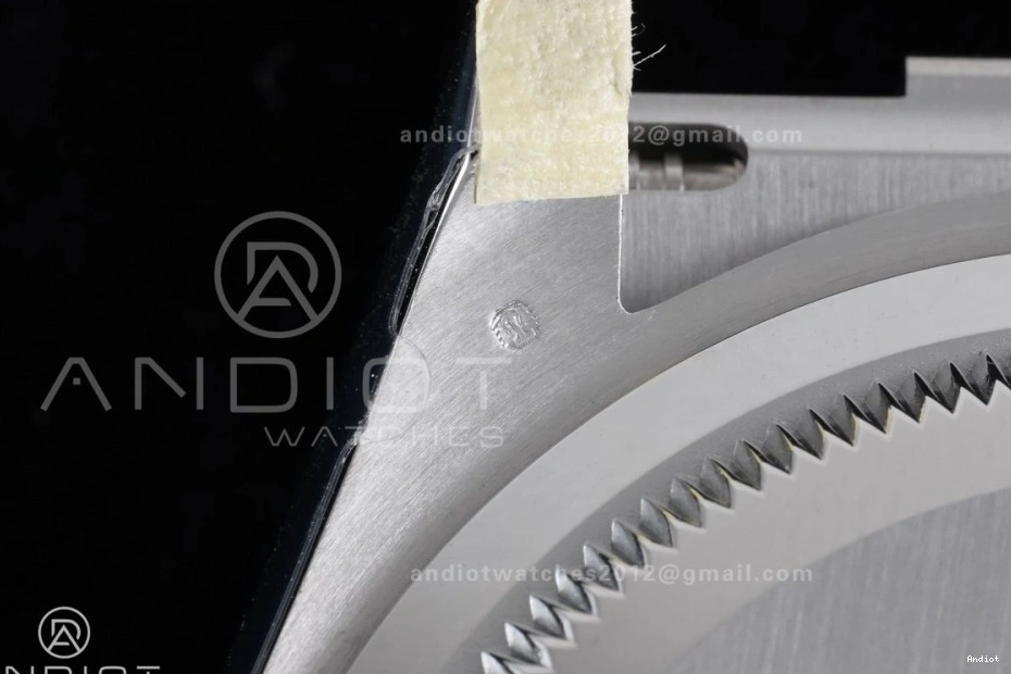 on Dial (Weighted) Oysterflex Silver VSF VS4131 Strap 1:1 Best Diamonds 126519 Daytona Edition Black V2 0306